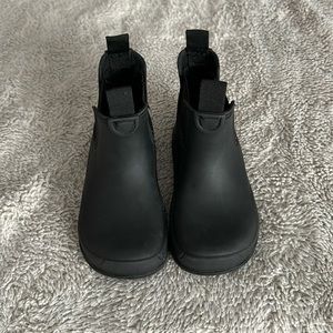 Zara Toddler Rainboots